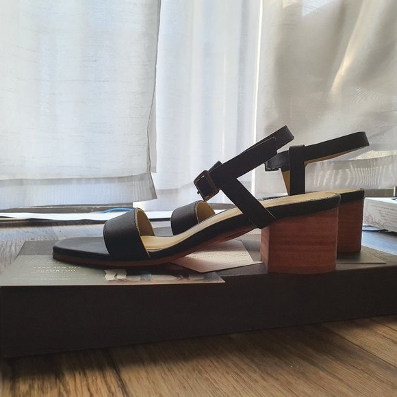 Nisolo Block Heel Sandal - Picture 2 of 6